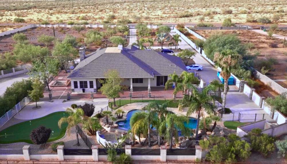 Soberman's Estate Gallery 2